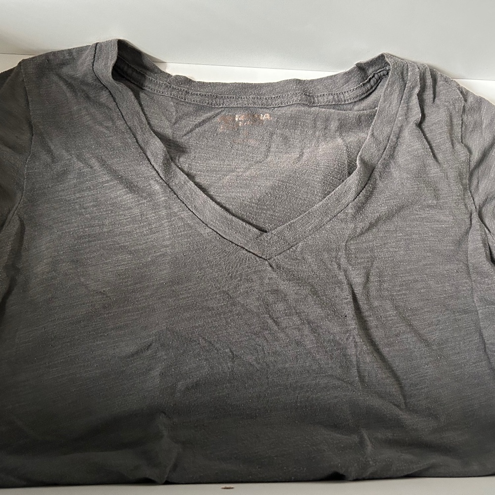 Small Arizona V neck t shirt